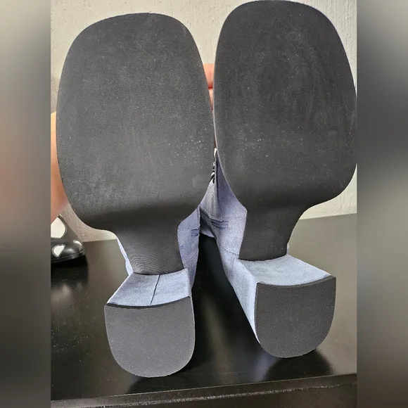 Delia's Knee High Boots - Picture 6 of 6